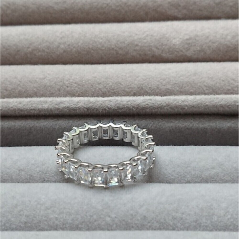 Cubic Zirconia silver tone Ring size 7 - Picture 4 of 12